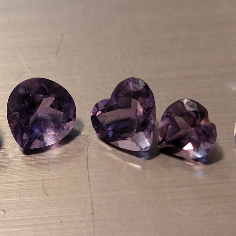 Chic Purple Heart Gemstone Ring - image 6